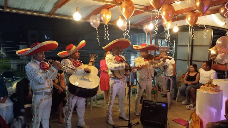 Mariachis en Cali