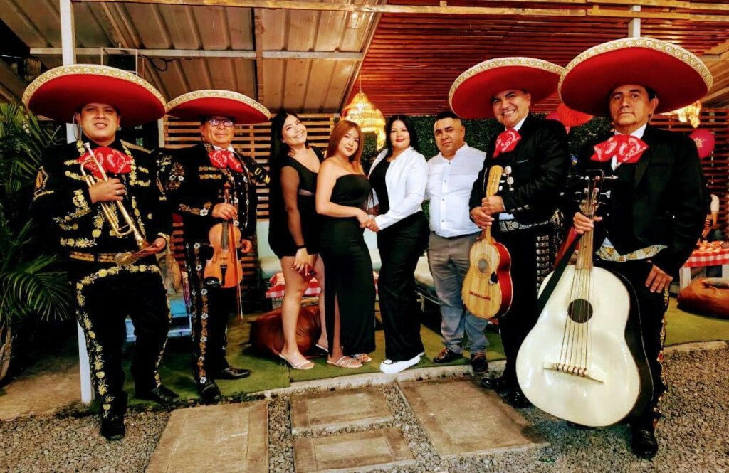 mariachis en cali